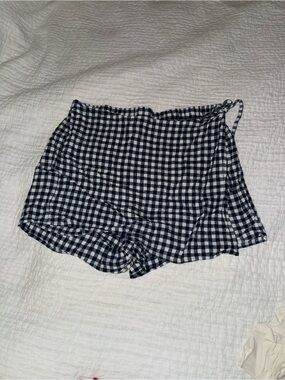 Gingham Tie-Waist Women’s skort - navy & White